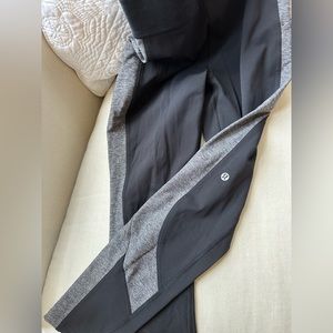 Lululemon leggings size 6